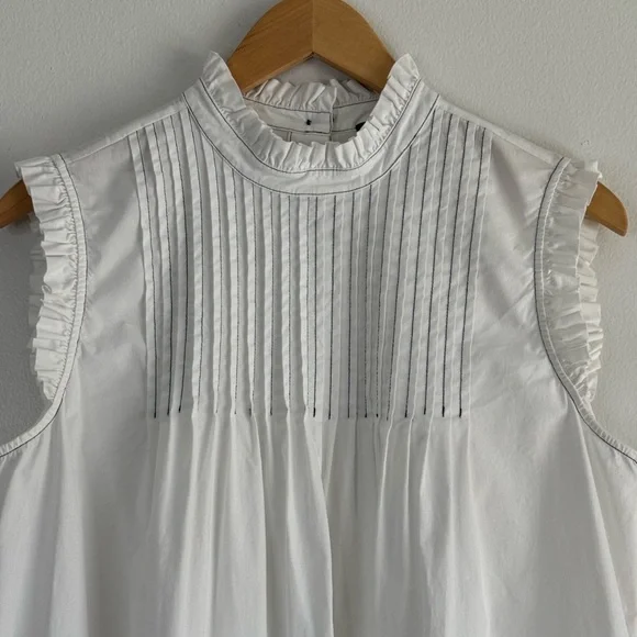 NEW Vince Camuto Button Back Pintucked Poplin Ruffle Contrast Stitch Top - Picture 3 of 10